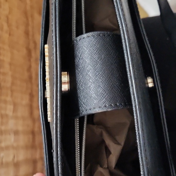 Karl Lagerfeld Tote - Picture 7 of 11